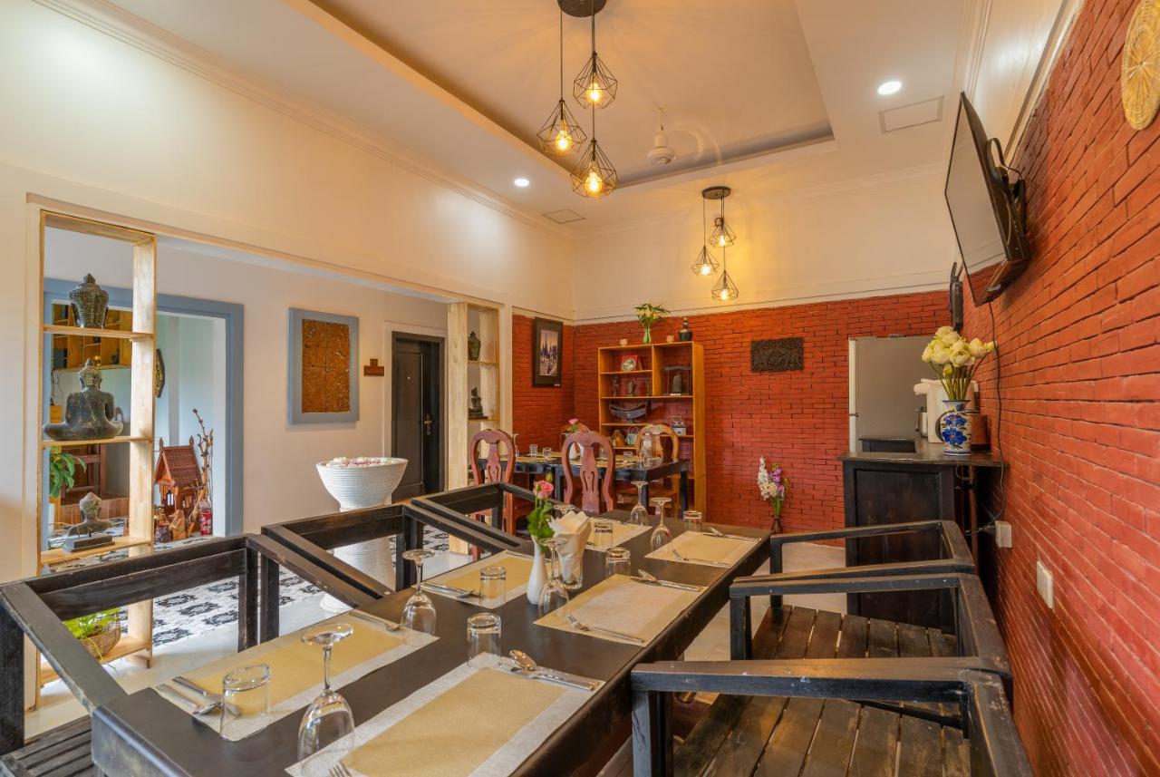 ホテル Angkor Rithy Boutique シェムリアップ エクステリア 写真