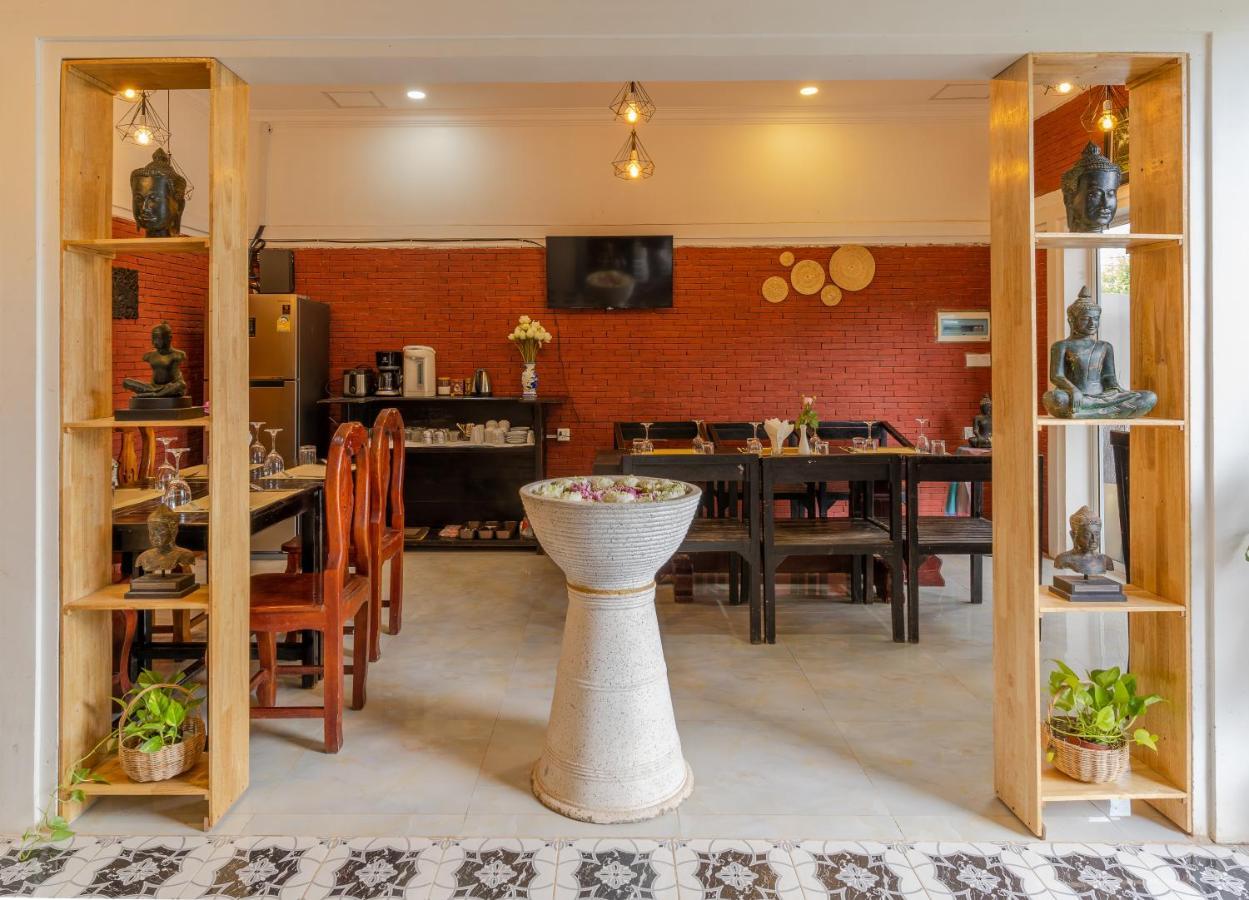 ホテル Angkor Rithy Boutique シェムリアップ エクステリア 写真